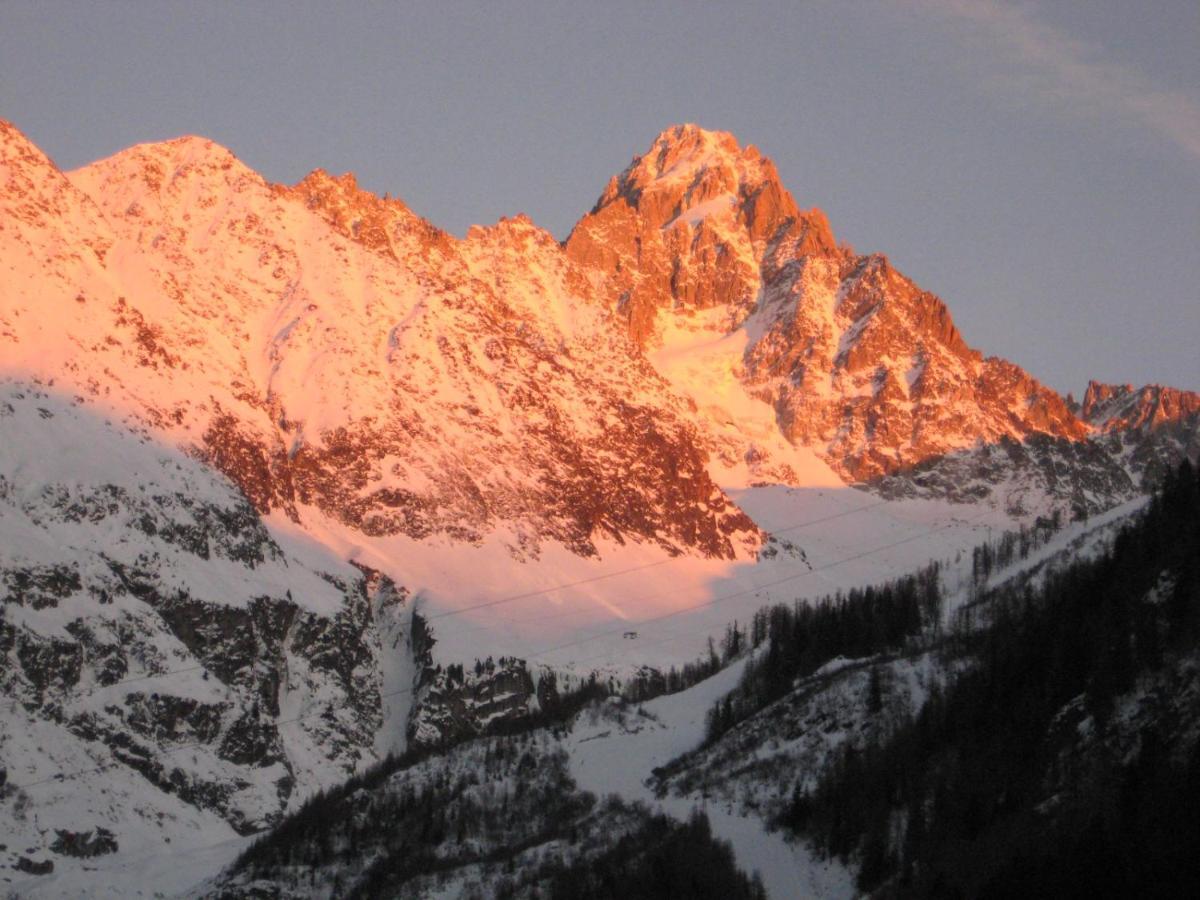 Chalets Pyrene Mont-Blanc Chamonix Exteriör bild